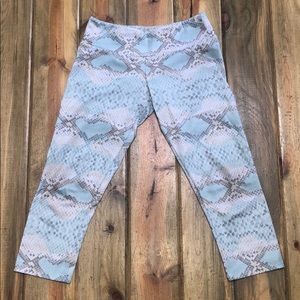 Fun Snake print crop leggings